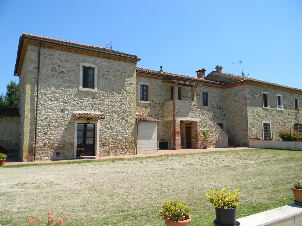 Agriturismo Podere La Selva Villa Serre Di Rapolano Luaran gambar