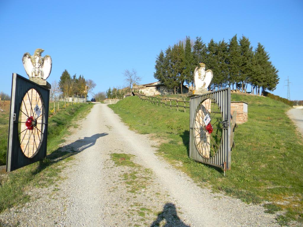 Agriturismo Podere La Selva Villa Serre Di Rapolano Luaran gambar