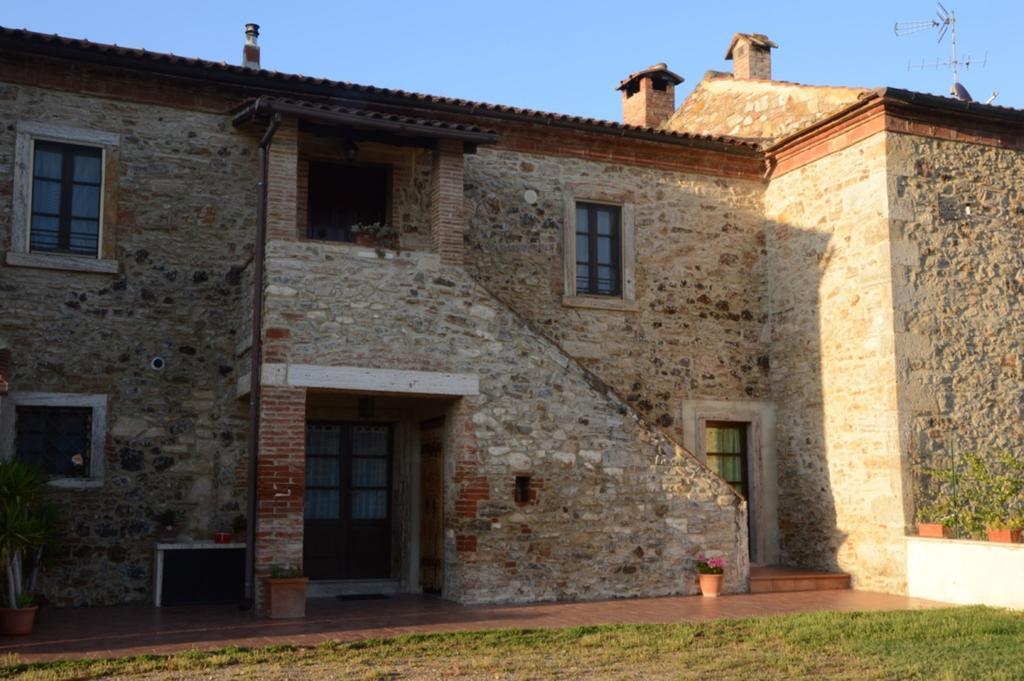 Agriturismo Podere La Selva Villa Serre Di Rapolano Luaran gambar